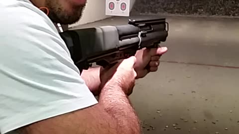 Dr Budweiser shoots his shot with the Keltec-KSG