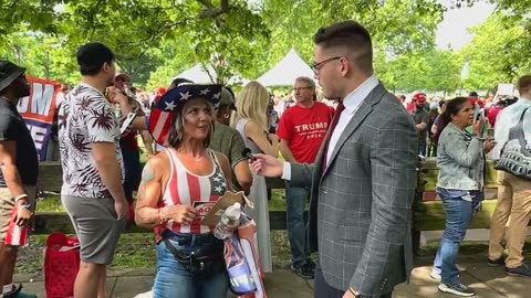 AOC’s opponent @TinaForteUSA tears her a new one at the south Bronx Trump rally