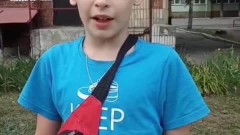 A child harassed in Ukraine by an "adult" for... speaking Russian