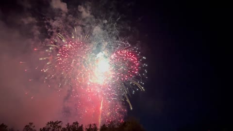 Bellevue WA July 4 fireworks-Stars and Stripes Forever