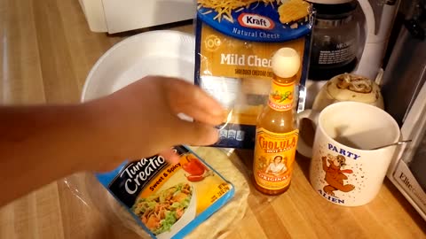 Dollar Store Delicacies: Ep1 Sweet & Spicy Tuna Tacos