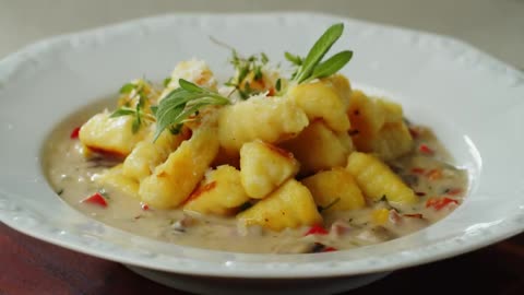 How to Make Creamy Gnocchi from Scratch