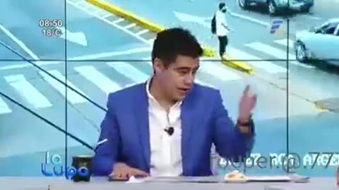 Dr Victor Villa Diaz habla contra falsa vacuna covid en tv de Paraguay