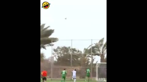 Funny video,funny clips,funny football video