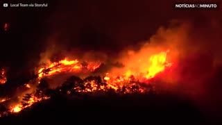 Imagens impressionantes dos incêndios florestais na Itália