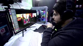 Iraqi gamer turns video game addiction into income