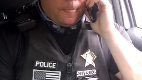 Police Officer RUTHLESSLY Mocks LeBron James in Viral TikTok Video