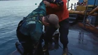 Bering Sea Gold: Man Overboard