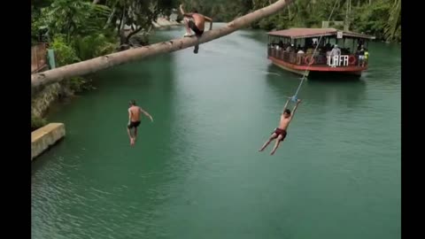 How to have the BEST fun in the Philippines on the Loboc River