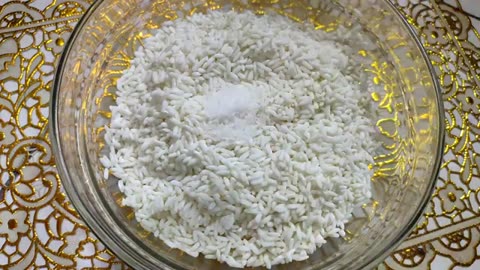 How to make Lupis cake, a typical Betawi snack
