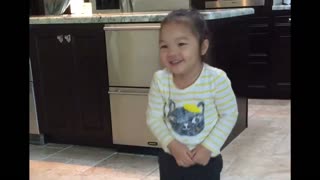 3 year old girl singing "Tomorrow"