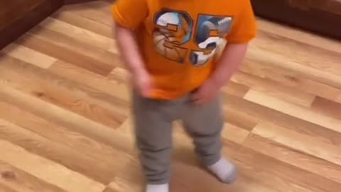 Baby dance