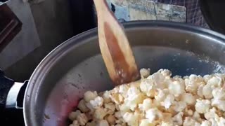 Now This Is How You Make Popcorn