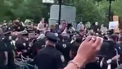 BLM & Antifa Riots 2020 - 2020-05-28-23-16-40-NYC-protest.mp4