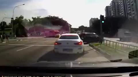 Ghost car causes car accident in Singapore