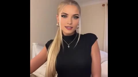 new hot blonde Girl