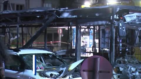 Rocket hits bus in Israeli city of Holon