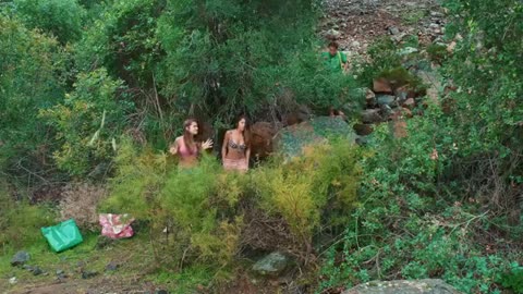 ISLAND - Girls Urinating on a Deserted Island