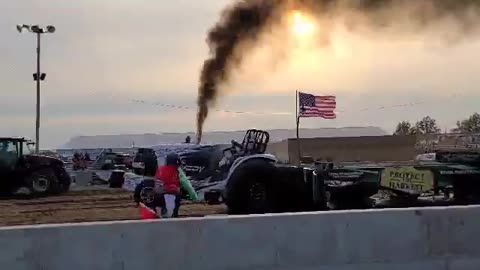 Nashville, Illinois Tractor Pull