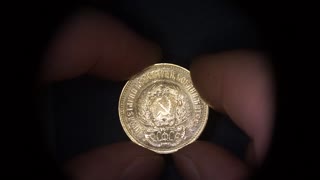 Guinness Record: Artist Makes Worlds Smallest Coin