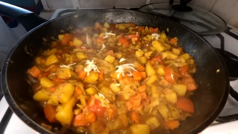 Vegetable stew has never tasted so good! A simple recipe for a healthy dish!