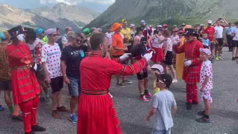 Beefeater Bend at the Tour de France are Britain’s most famous cycling fans