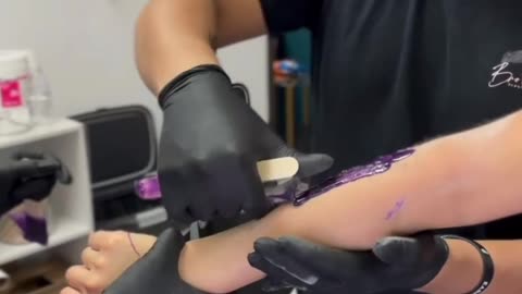 Hand Waxing with Purple Seduction Hard Wax | The Brow Bar Beauty Co.