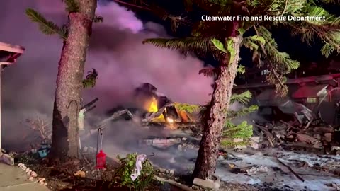 Deadly plane crash in Florida demolishes mobile home