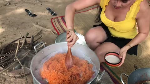 37 AMAZING COOKING - Cooking Steamed Momordica Glutinous Rice