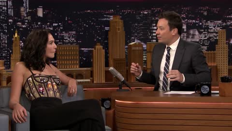 Gal Gadot Tries a Reese_s Peanut Butter Cup for the First Time