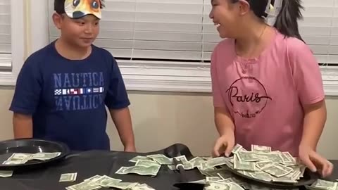 money scooping challenge