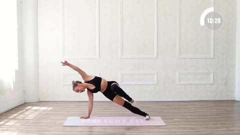 30 Min Energizing Barre Yoga Flow For Definition + Flexibility