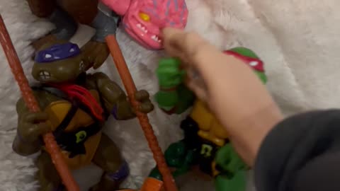 Thursday Turtles with SPH: featuring vintage TNMT action figures. The boys are all here.