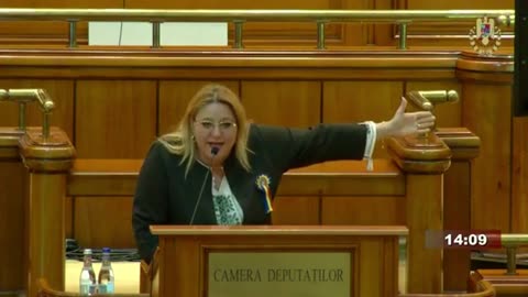 2021/10/05 Diana Iovanovici-Șoșoacă @ Ședința comună a Camerei Deputaților și Senatului României
