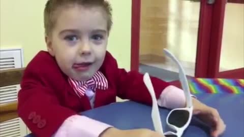 4-year-old gentleman asks out Valentine's "crush"