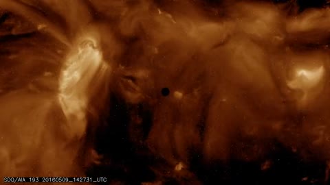 Stunning footage shows Mercury passing in front of the Sun