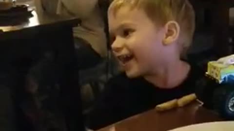 toddler has the cutest reaction to a belly dancer