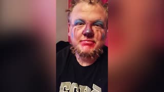 Little Girl Gives Dad Hilarious Makeover