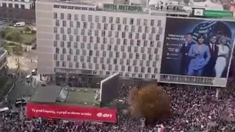 Na Poljskem se je v nedeljo zgodil največji protest v zgodovini Poljske.