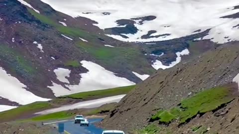 Snowfall on Babusar Top Road