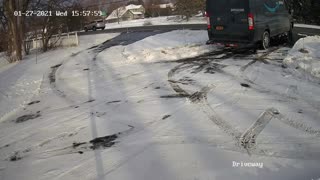 Amazon Driver Gets Van Stuck in Front Yard and Ruins Lawn