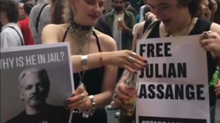 #FreeAssange