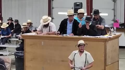 11 yr old auctioneers at Middlefield Ohio standardbred driving horse sale. May 28 2022