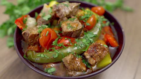 Soft, tender beef with vegetables in the oven! Delicious for dinner!