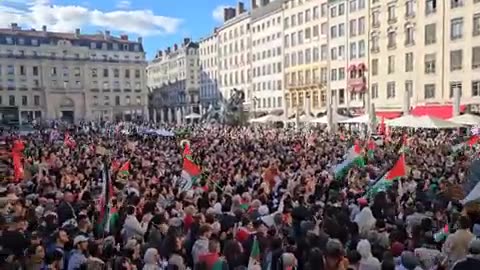 Massive anti-Israel protest today in Lyon, France