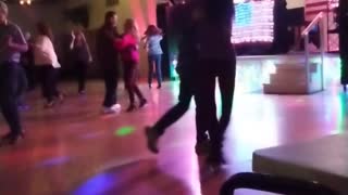 Nightclub 2 Dance