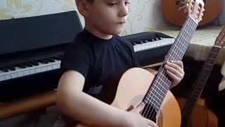 Fernando Sor - study no.8 op35(Žymantas Ivanauskas 6 years old)