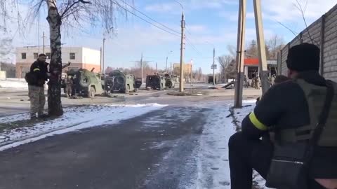 heavy fireing in keiv, Ukraine soldiers and civilians support.