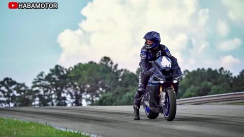 The Future of Racing Yamaha's 2024 YZF-R1M Redefines Track Performance