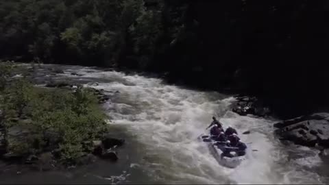 rafting🚣#enjoying #anyworld #nature #enjoying #ytshorts #adventure #explore 😍